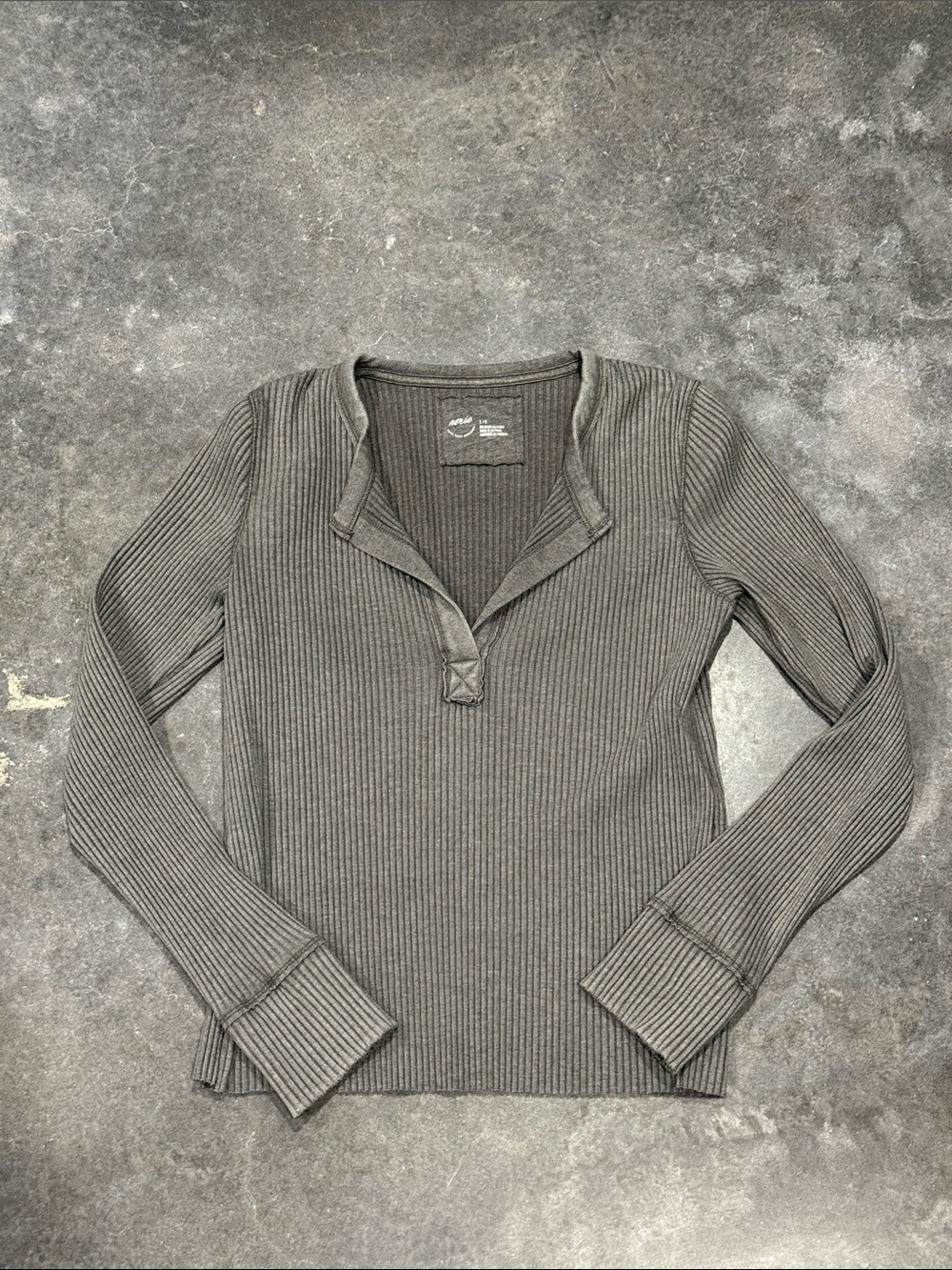 aerie fireside Ribbed V‑Neck Henley Sweater - Gray